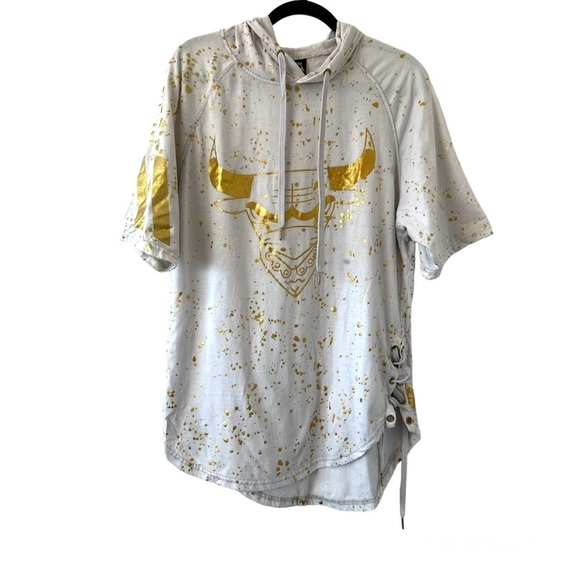 Legendary Status Chicago Bulls Cream & Gold Splatter Lace Up Hoodie Shirt - Picture 1 of 6